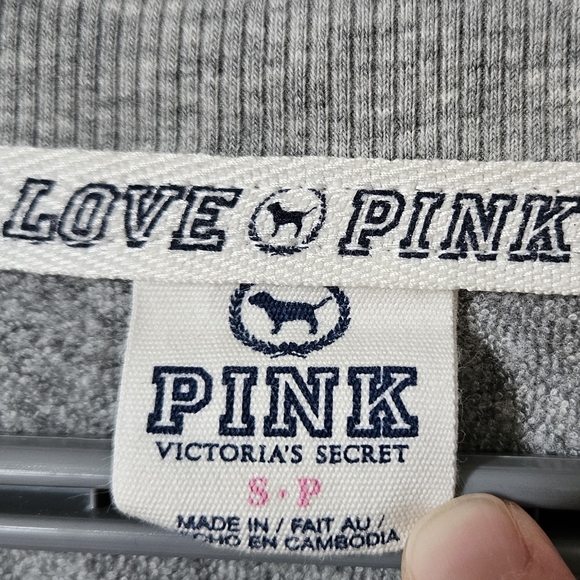 Pink Victoria's Secret Long Sleeve Kangaroo Sweater Small size Grey Relax Cozy S - Picture 2 of 8